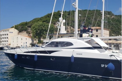 Noleggio Barca a motore Rizzardi Pleasure Yacht Punta Ala