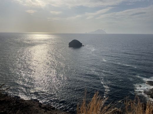 Мессина Sailboat Beneteau Oceanis 38.1 alt tag text