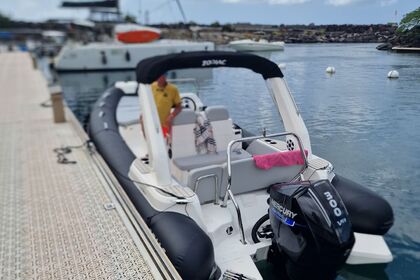 Location Bateau à moteur Zodiac MEDELINE 7.5 Gourbeyre