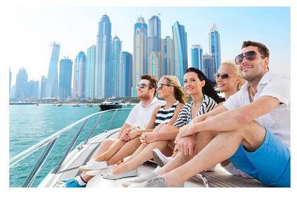 Чартер Моторная яхта 62 Ft YAcht Dubai Cruises Дубай