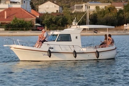 Miete Motorboot Majama 2nd Wife . Sukošan