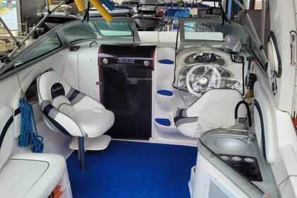 Aluguel Lancha Focker 255 Potência 225 São Vicente