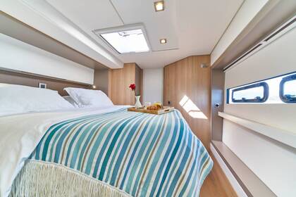 Hire Catamaran  Bali 5.4 Laurium