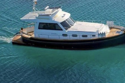 Hire Motorboat Menorquin 145 Palma de Mallorca