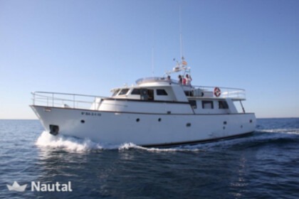 Aluguel Iate CUSTOM Trawler 60 Blanes