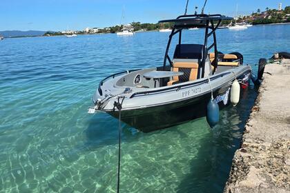 Hire Motorboat Pronautica 790 Slam Le Gosier