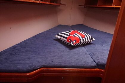 Verhuur Zeilboot BAVARIA 38 CRUISER Lemmer