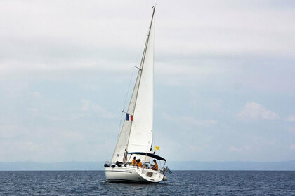 Charter Sailboat Bavaria 38 Cruiser Nikiti