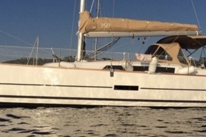 Charter Sailboat Dufour 350 GRAND LARGE La Londe-les-Maures