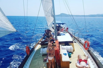 Location Voilier CLASSIC SAILING BOAT Rhodes