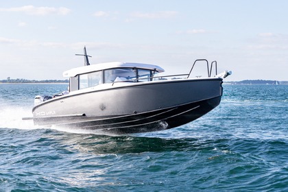 Rental Motorboat XO BOATS EXPLR 10 SPORT Vannes