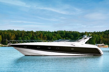 Charter Motorboat Sunseeker  Camargue 55 Nikiti