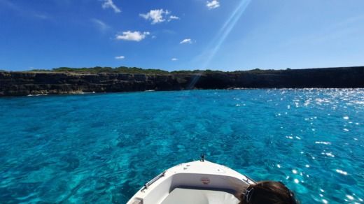 Minorka Without license Compass 400 GT alt tag text