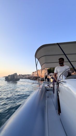 Chania RIB MARVEL 960 alt tag text