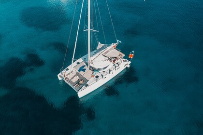 Miete Katamaran PRIVATE MORNING CATAMARAN CRUISE TO DIA ISLAND 5.5 HOURS Kreta