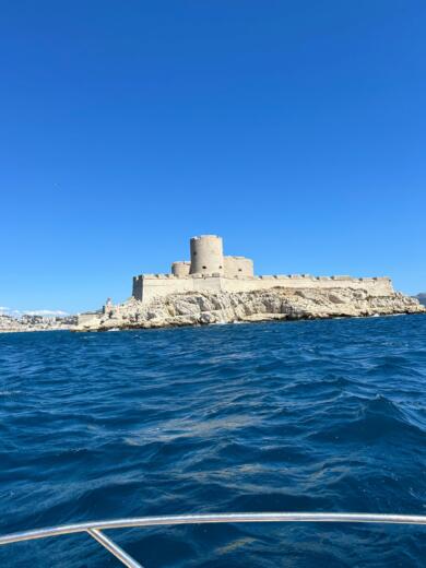 Marseille Motorboat Beneteau Flyer 5.5 alt tag text