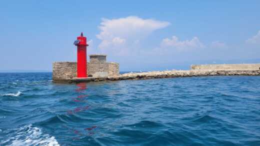 Blace, Croatia Motorboat Sessa Marine Key Largo 19 alt tag text