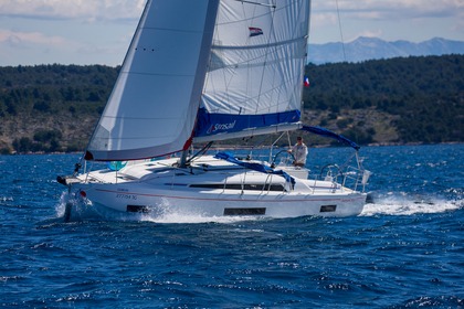 Rental Sailboat  Sunsail 42 Road Town