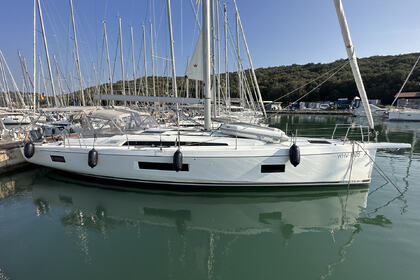 Miete Segelboot Bénéteau Oceanis 51.1 Rogoznica