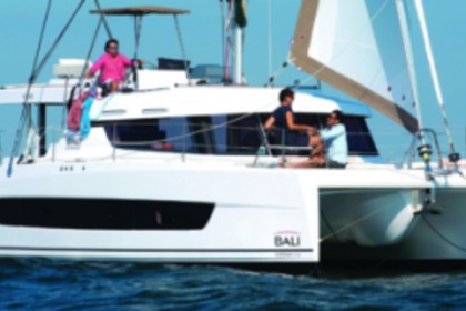 Location Catamaran Bali CATSPACE Hyères