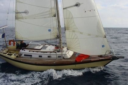 Rental Sailboat Olympic Yacht Carter 33 Ajaccio