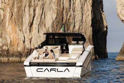 Hire Motor yacht FIART P58 Amalfi
