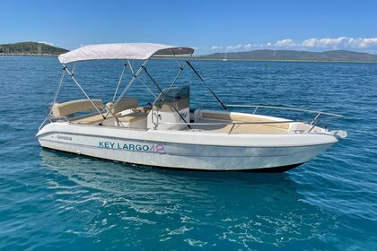 Hyra båt Båt utan licens  Sessa key largo 18 Sessa key largo 18 Porto Ercole