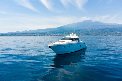 Noleggio Yacht a motore Aicon 82 Positano