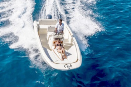 Miete Motorboot INVICTUS 190FX Fornells