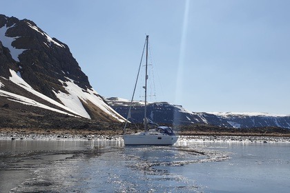 Rental Sailboat Beneteau Oceanis 351 Reykjavík