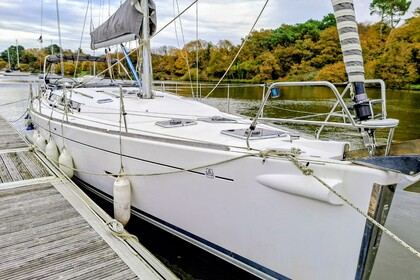 Charter Sailboat Dufour Dufour 450 GL Arzal