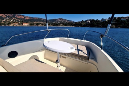 Location Bateau à moteur Quicksilver 605 Cannes la Bocca