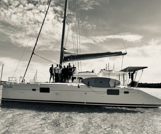 Ιέρ Catamaran LAGOON 440 alt tag text