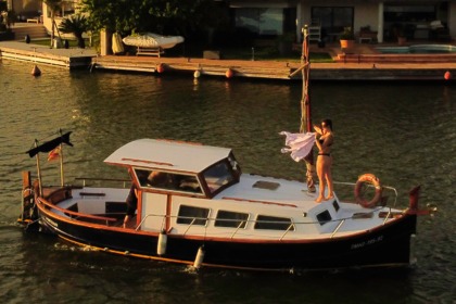 Location Bateau à moteur ASTILLEROS JUSTO SAURA LLAUT Roses