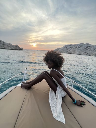 Marsella Motorboat Quicksilver Activ 755 Cruiser alt tag text