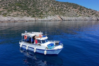 Miete Motorboot Traditinal Greek Kaiki Porto Rafti