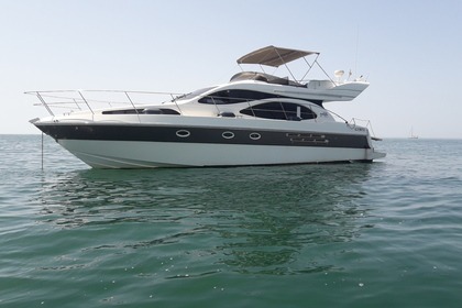 Location Yacht à moteur Azimut Azimut 46 Port-Saint-Louis-du-Rhône