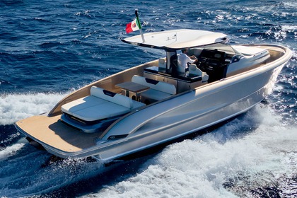 Charter Motor yacht Solaris Open 40 Antibes