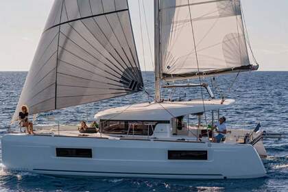 Location Catamaran LAGOON 40 Furnari
