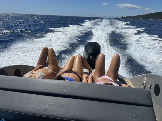 Πόρτο Βέκιο Motorboat Rand Leisure 28 alt tag text