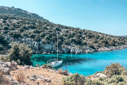 Hire Sailboat Dufour Yachts Classic Kallithea