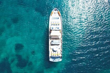 Noleggio Yacht a motore San Lorenzo 80 Porto Cervo