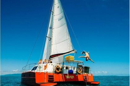 Location Catamaran Custom Catamaran Tonga 39 Airlie Beach