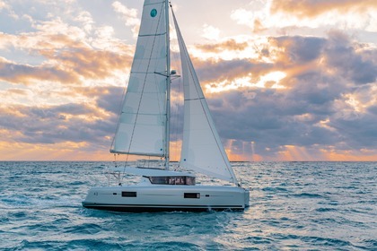 Charter Catamaran Lagoon Lagoon 42 Le Marin