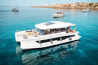Location Catamaran Fountaine Pajot MY4.S Trapani