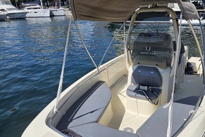 Charter Motorboat Invictus Invictus 200 Rijeka