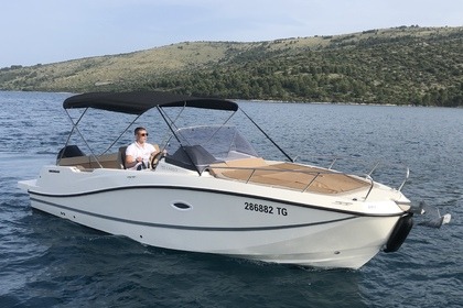 Alquiler Lancha Quicksilver Activ 755 Sundeck Trogir