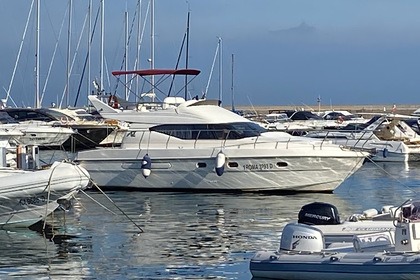 Hire Motorboat Azimut AZ 40 FLY Torre del Greco