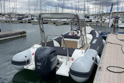 Charter Motorboat Capelli Capelli Tempest 775 Sète