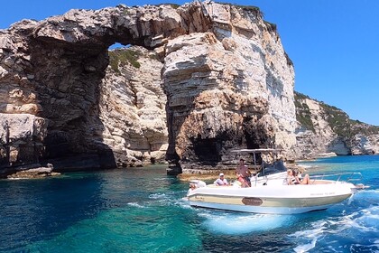 Hire Motorboat BLU & BLU Prince 26'' Parga